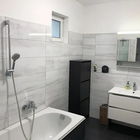 Apartment R24/7, 4050 Traun Linz