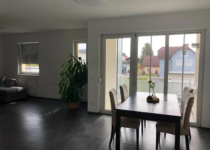 R24/7, 4050 Traun لينتز