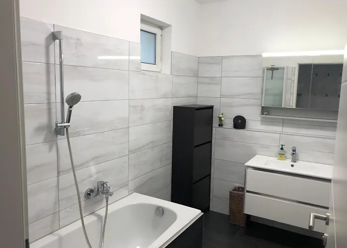 شقة R24/7, 4050 Traun لينتز